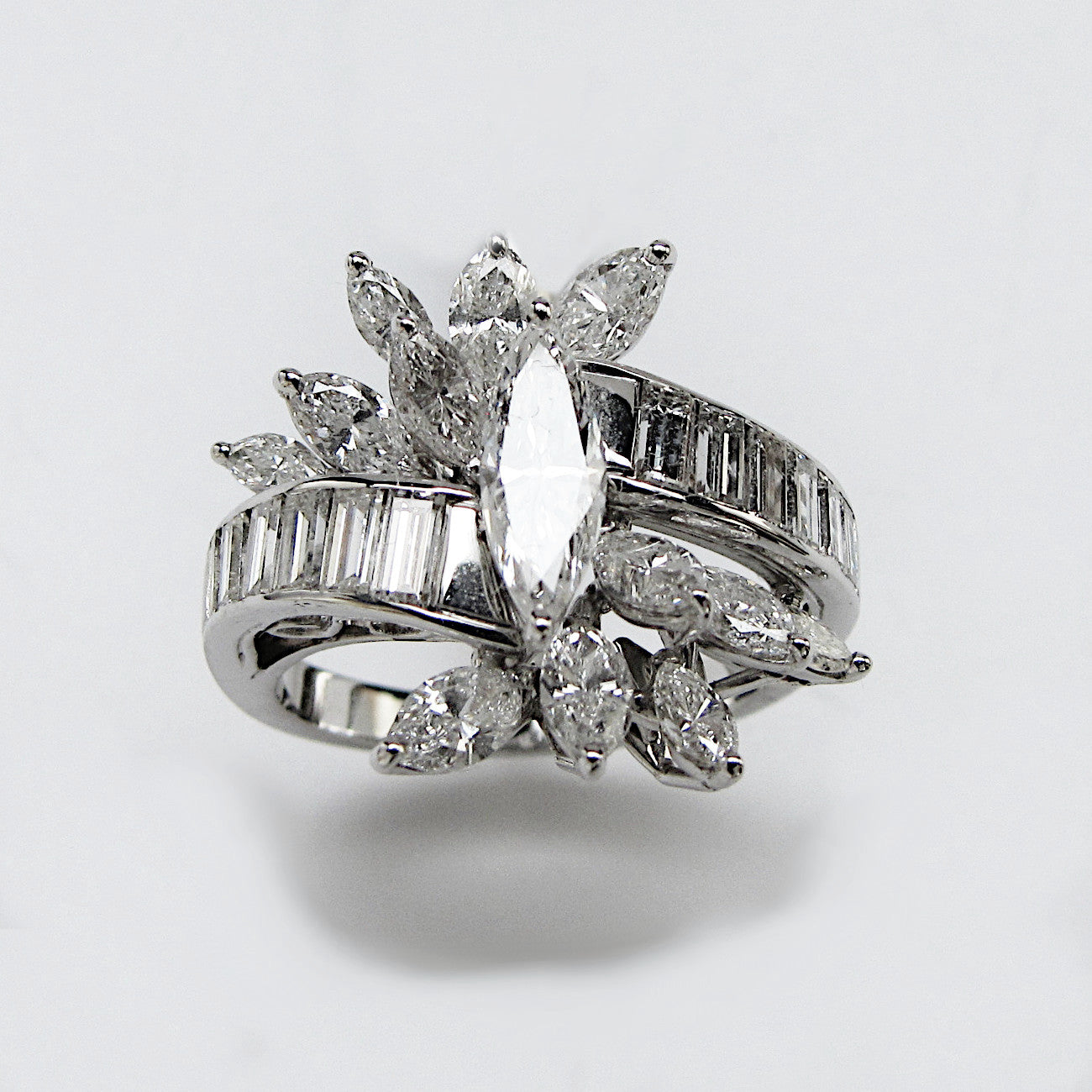 natural marquise diamond ring, 18 k white gold, weight about 6,30 g (0,22 oz),  width 17 mm